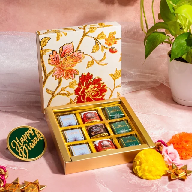 Slider Chocolate Box With Cavity - 9 Cavity, 10 Pcs, Floral