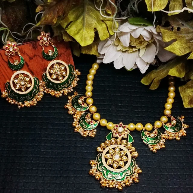 HJ Exclusive Designer Kundan Maroon Necklace Set - h-2152mr - Maroon, Gold Plating