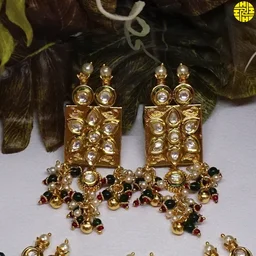 HJ Designer Choker Kundan Green Necklace Set - N-218gr - Green, Gold Plating