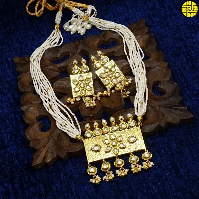 HJ Graceful Designer Kundan Ivory Pendant Set - Hjs-2143a - Ivory, Gold Plating