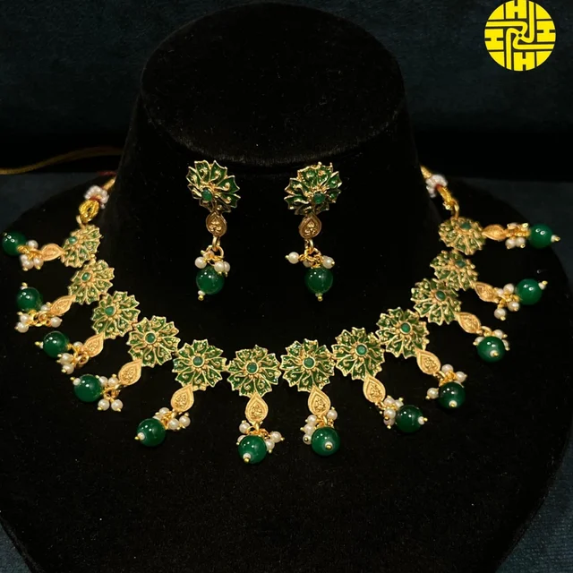 HJ Designer Necklace Set - TMP-014 - Green, Antique Raw Finish