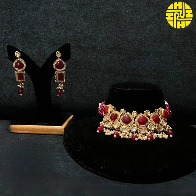 SM Red Stone Kundan Choker Set - shn-057a - Red, Gold Plating