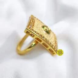 HJ Designer Ivory Ring - Hjr-004a - Ivory, Gold plating
