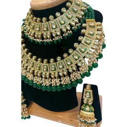 HJ Royal Look Stunning Bridal Kundan Necklace Set With Long Earrings - Hjs-2206a - Green, Gold Plating