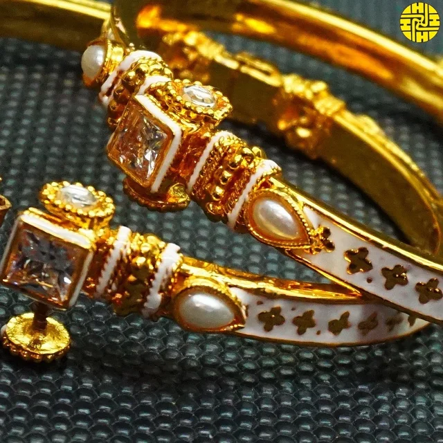 HJ High Gold Plating Designer Bangles Hmb 011a - Multi (White-Multi), Gold Plating, 2.4