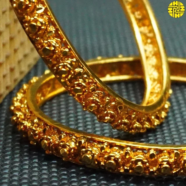 HJ High Gold Plating Real Look Gulabful Bangles Hmb 049a - Golden Plating, 2.6 Flexible