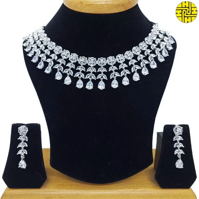 HJ Royal Look Green Cz Necklace Set - Hnc-002c - Green, Rhodium Plating