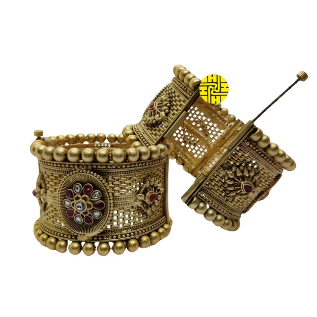 SM Royal Look High Gold Plating Kada - sm-151 - Multi, Antique Gold Plating, 2.4 Adjustable