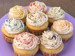 VANILLA CUPCAKE