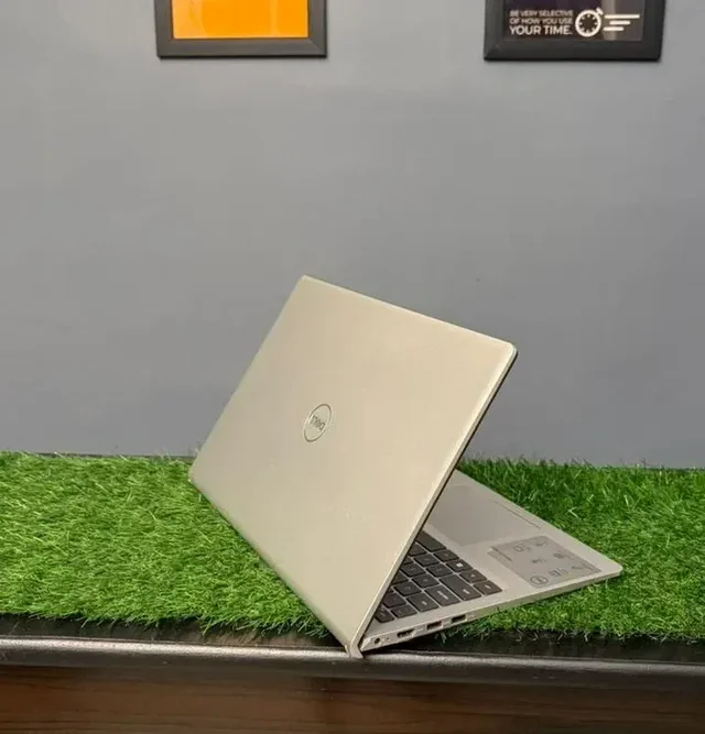 Dell Inspiron 15 3000 11th Gen Laptop (Renewed) - Silver, A, Corei3 11th, 15.6, 256GB, 8GB