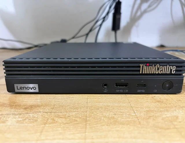 Lenovo ThinkCentre M70Q Tiny Desktop (Refurbished) - Black, A, Corei3 10th, 256GB, 8GB