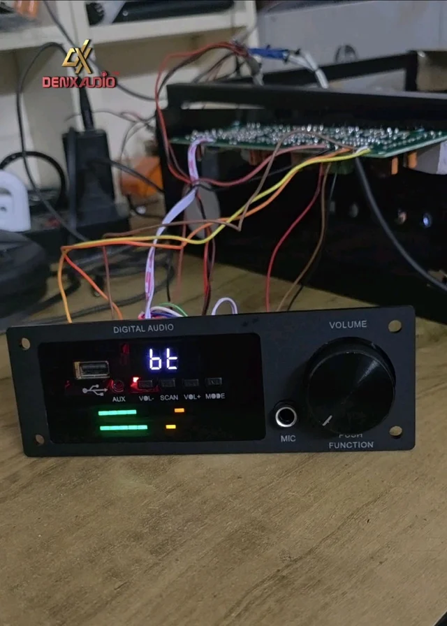 Geestar STEREO Pre Amplifier Unit With Vu Meeter
