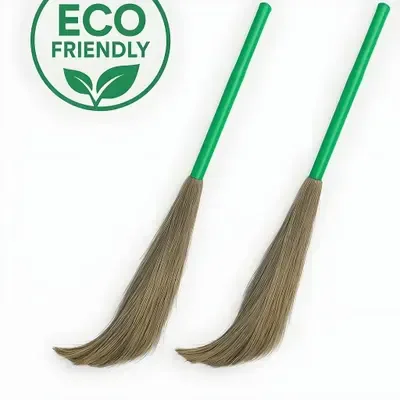 PLASTIC BROOM