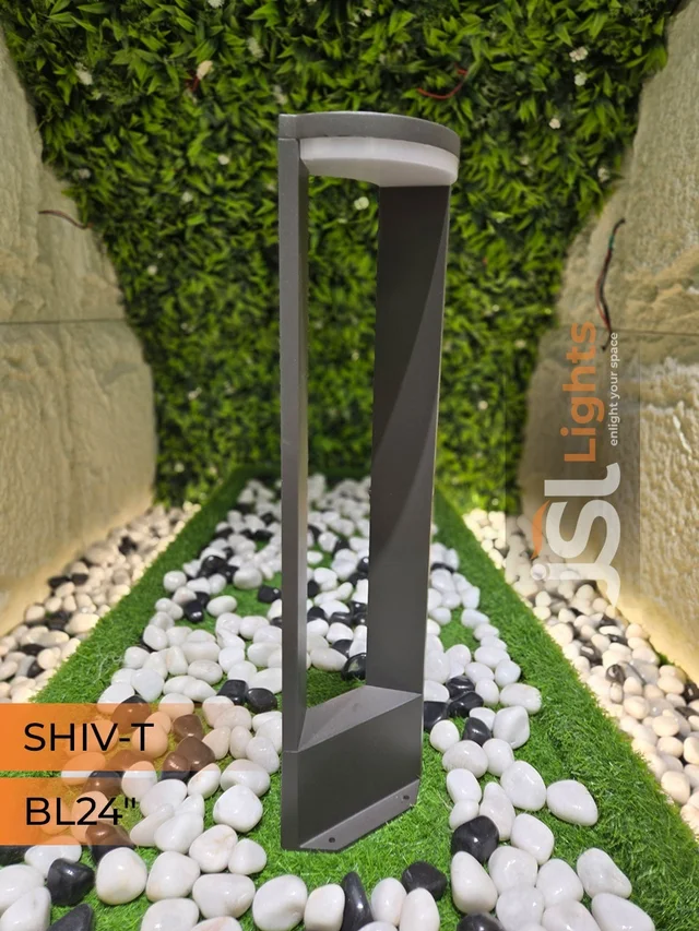 APRA Shiv T-1519 12W 24" Bollard Light