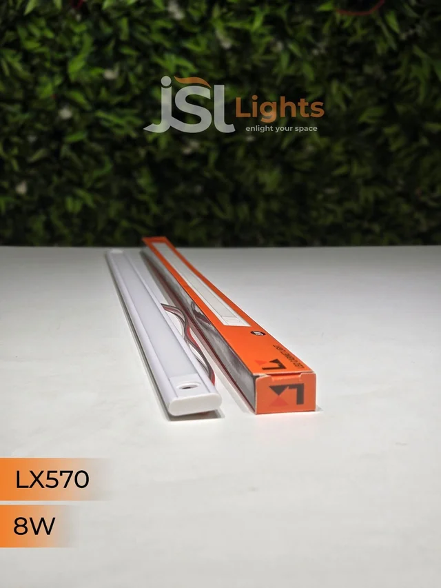 LX 570 8W 220V Cabinet Profile Light - 8W, 6000K