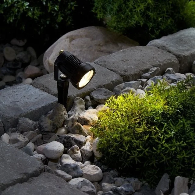 "APRA 2026 18W LED Garden Focus Light with Spike – Warm White Outdoor Plant Spotlight (IP65)" - 18W, WW