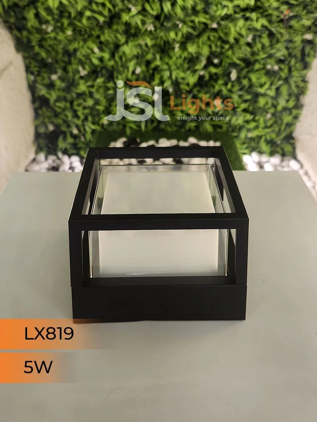 LX 819 12W 6" Round Led Gate Light - SQ