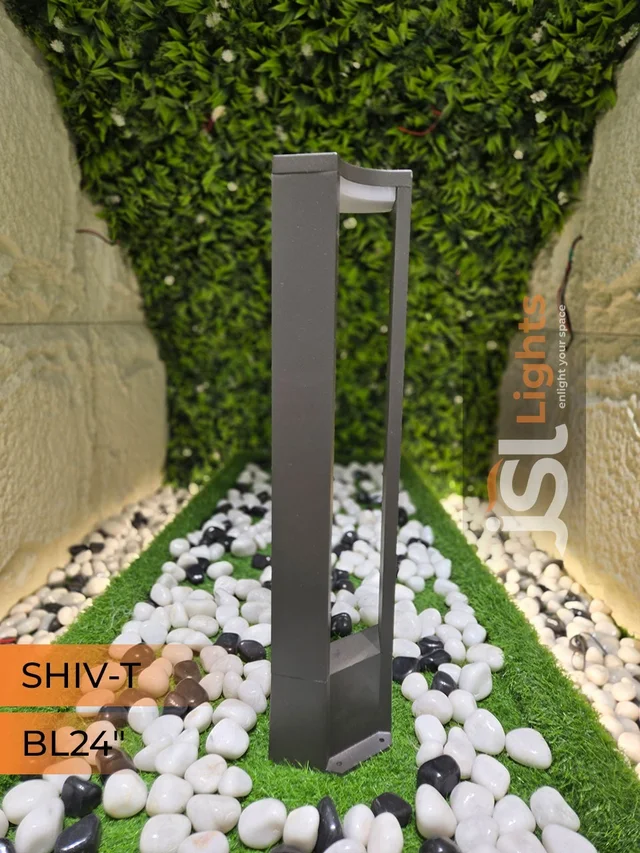 APRA Shiv T-1519 12W 24" Bollard Light