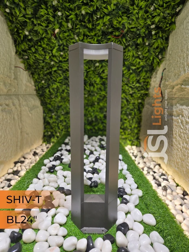 APRA Shiv T-1519 12W 24" Bollard Light