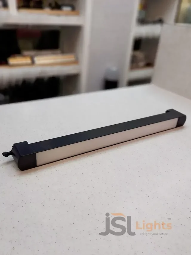 APRA AP 4015 30W Adjustable LED Linear Diffuser Track Light - 30W, 4000K