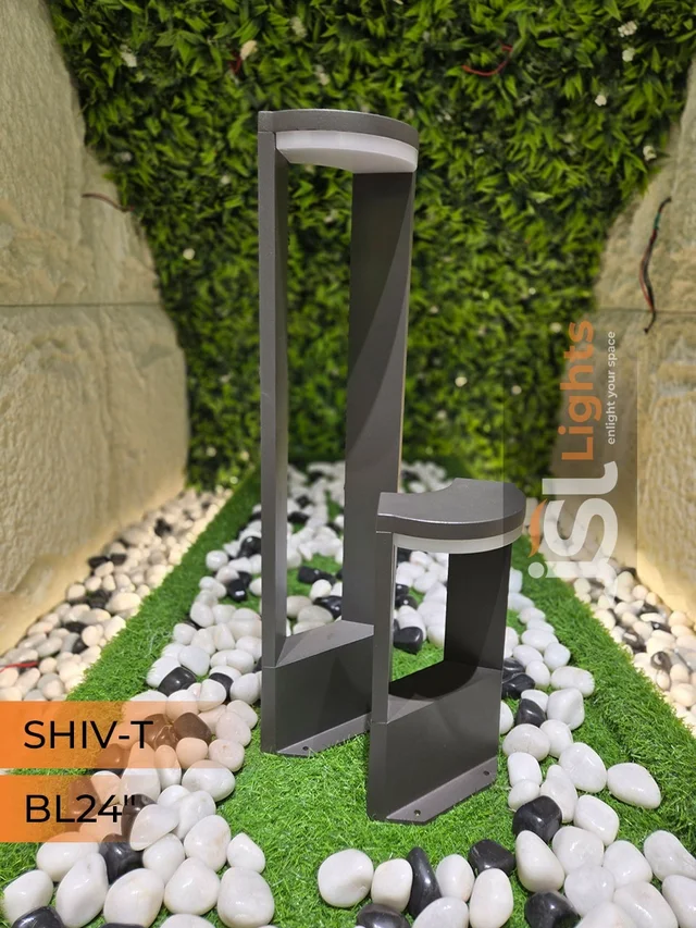 APRA Shiv T-1519 12W 24" Bollard Light