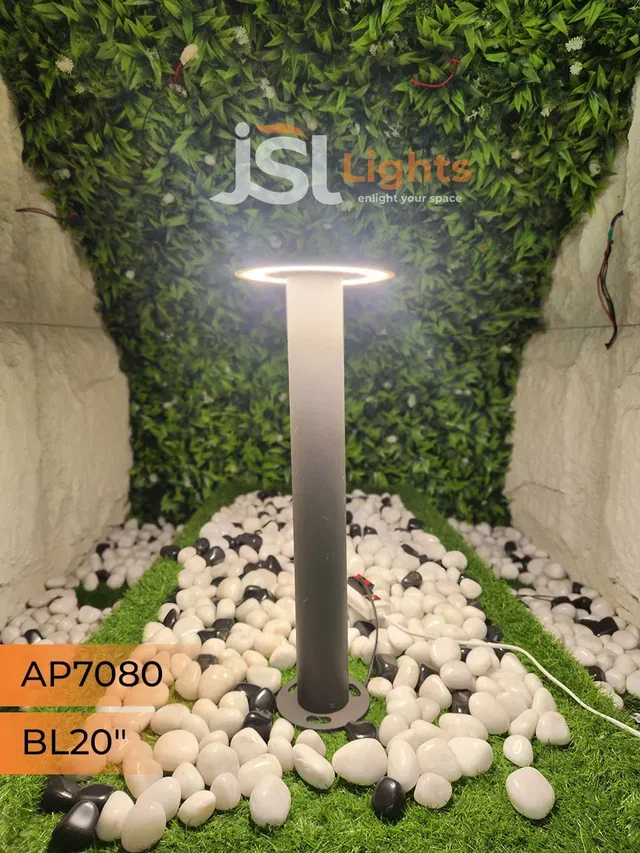 JSL Lights JSL 7080 Gate Light - Small Bollard