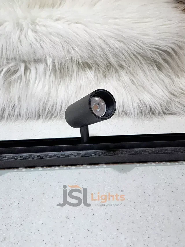 APRA MT07 6W COB Magnetic Track Light - 6W, 3000K