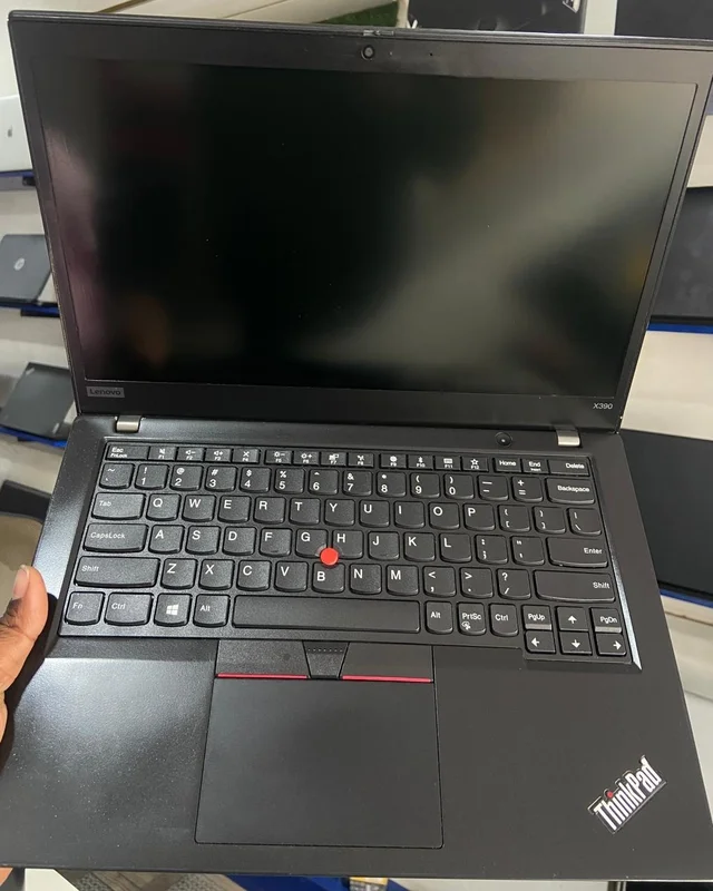 Lenovo (Refurbished) Lenovo ThinkPad X390 | Core i5 8th Gen | 8GB RAM | 256GB SSD | 13.3-inch FHD | Windows 10 | Original Adapter - Black