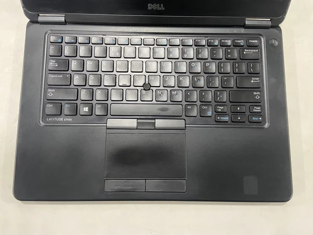 Dell (Refurbished) Dell Latitude 7450 - Intel i5 /8GB RAM /256GB SSD /Windows 11 Pro with Original Adapter - Black
