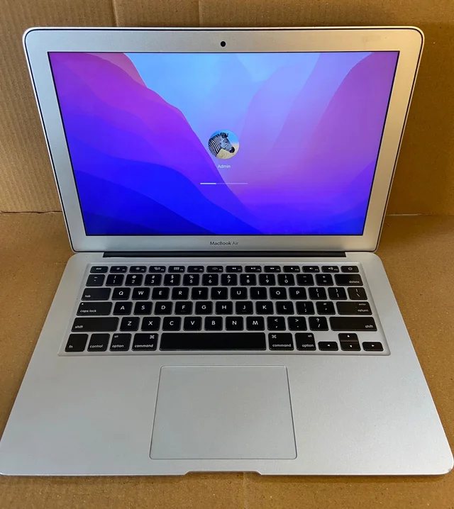 (Refurbished) MacBook Air A1466 (13.3” Screen, 8GB RAM, 512GB SSD, macOS Monterey)