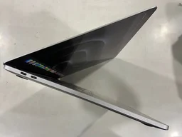 Apple (Refurbished) Apple MacBook Pro 2017 (Model A1707, Touch Bar) | Intel Core i7 | 15.4-inch Retina Display | 16GB RAM | 512GB SSD | Silver | Four Thunderbolt 3 Ports - Silver