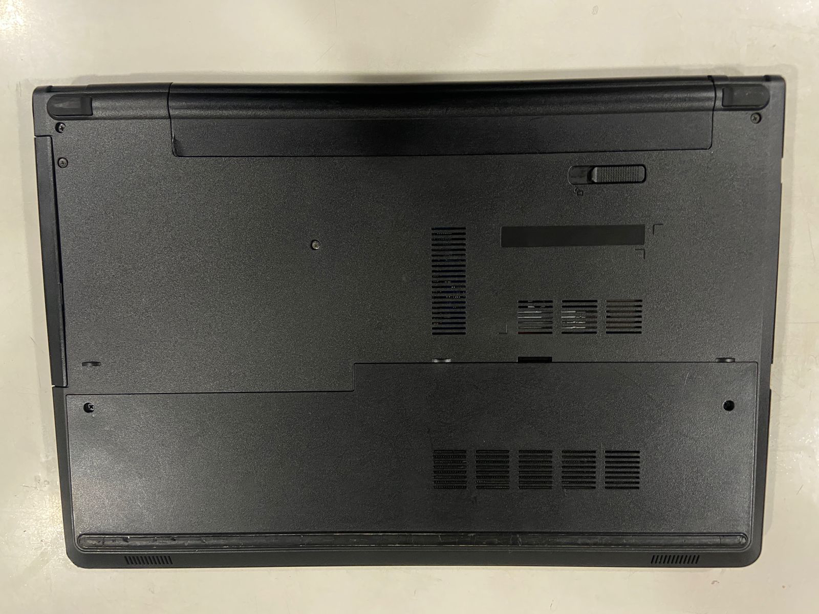 Refurbished) Dell Vostro 3558 | Intel Core i3 4th Gen | 15.6-inch