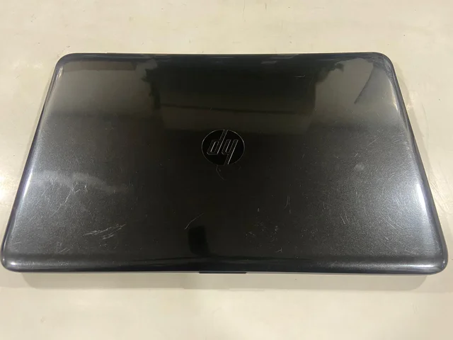 Hewlett-Packard (Refurbished) HP 15 Series 15-bg004AU | AMD A8 | 15.6-inch Display | 8GB RAM | 256GB SSD | Windows 11 | Original Adapter - Black