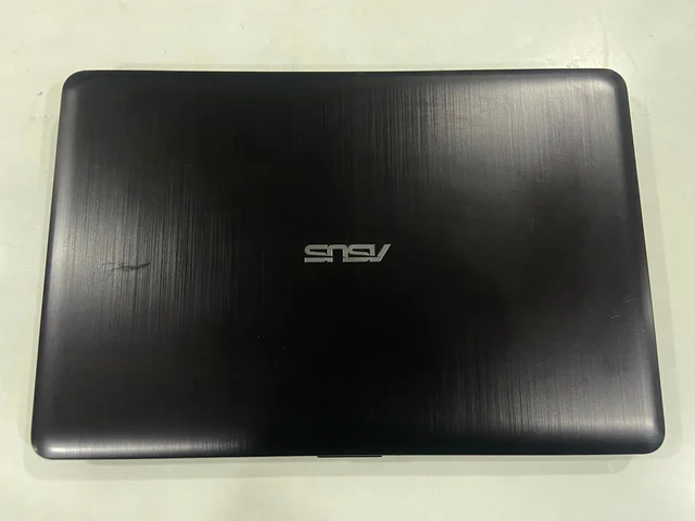Asus (Refurbished) Asus XS40Y | AMD E2-6110 Quad-Core | 15.6-inch Display | 4GB RAM | 256GB SSD | Windows 11 | Compatible Adapter - Peach