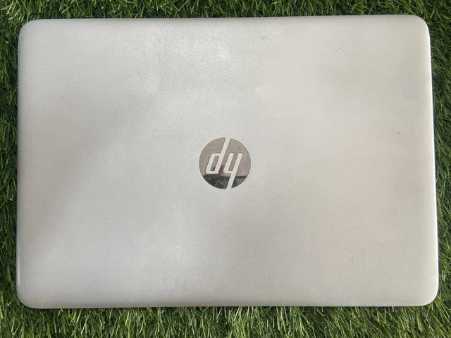 Hewlett-Packard (Refurbished) HP EliteBook 840 G3 | Core i7 | 8GB RAM | 256GB SSD | Windows 11 Pro | Backlit Keyboard | Original Adapter - Silver