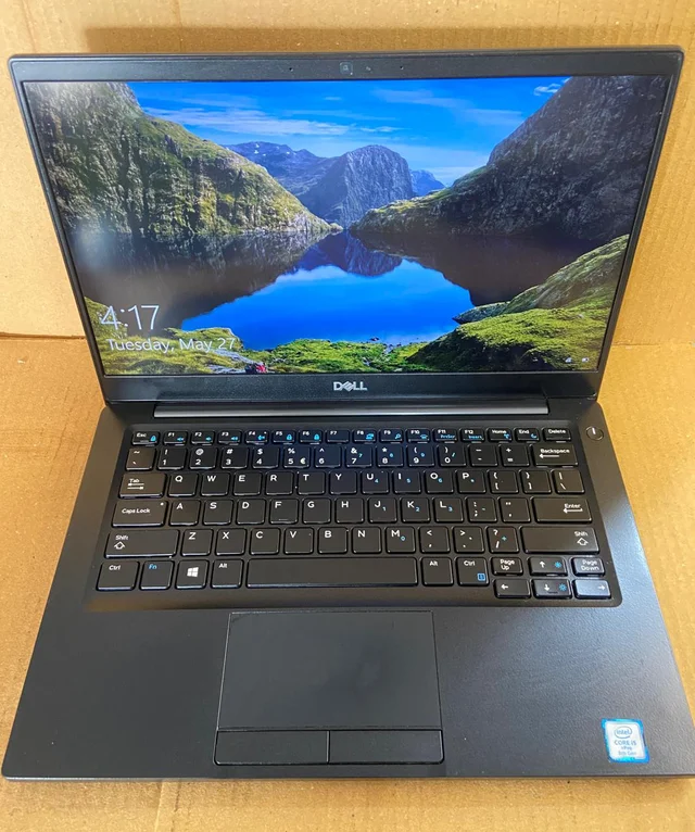 Dell (Refurbished) Dell Latitude 7390 β 8th Gen Intel Core i5 | 8GB RAM | 256GB SSD | 13.3β FHD Touchscreen | Windows 11 Pro - Black, 13.3 Inch
