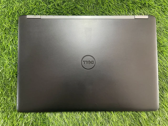 DELL (Refurbished) Dell Latitude E7470 | Core i5 | 8GB RAM | 256GB SSD NVMe | Windows 11 Pro | Original Adapter - Black