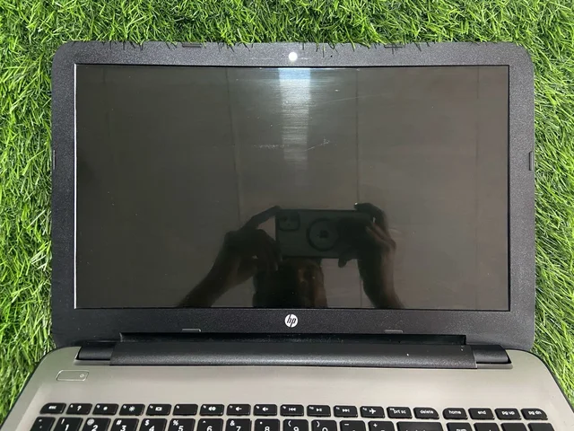 Hewlett-Packard (Refurbished) HP 15-ay513TX | Intel Core i3-5th Gen | 8GB RAM | 1TB HDD | 15.6” FHD Display | Windows 10 Pro | New Battery | Reliable Business Laptop - Sliver & black