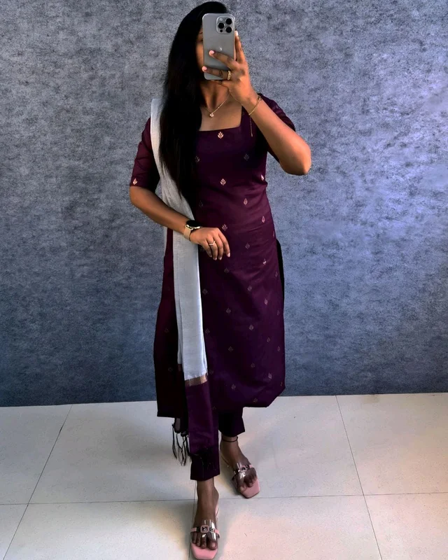 Silk Kurta Set - S, Wine