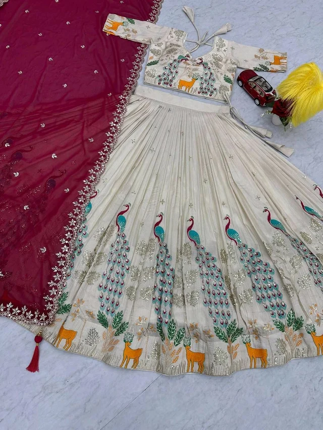 Peacock Lehenga - M, Maroon