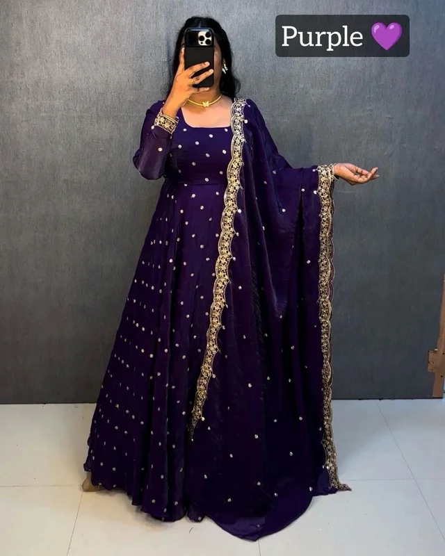 Maha space gown
Regular price
Rs. 1,199.00 - s, purple