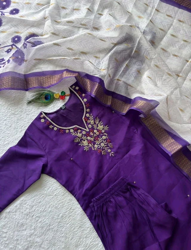 Purple-Niya - L