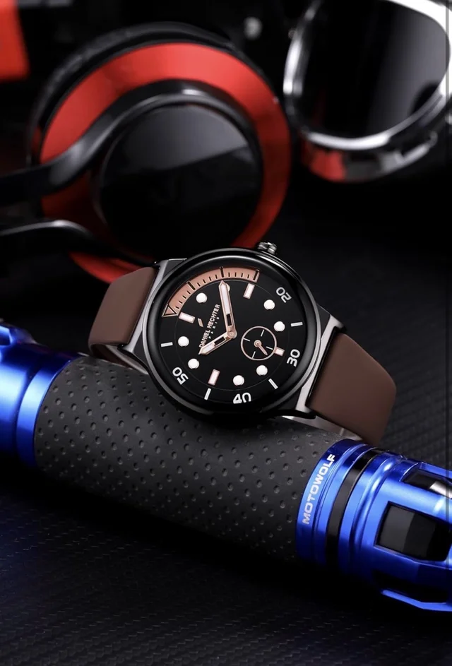 Daniel Hechter Paris Auber Collection Analog Quartz Watch for Men with Round Gloss Dial, Small Seconds Sub-Dial & Silicone Strap