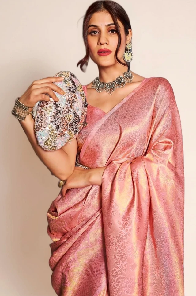 SWORNOF Womens Kanjivaram Silk Saree with Zari Woven Saree With Blouse Piece - pink