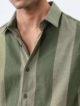 The Souled Store Men Button Down Shirt - 2XL, Grove