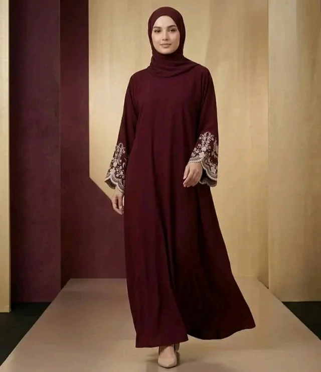 Noor Flora Premium Firdous Abaya for Women | Designer Embroidered Sleeves | Modest Islamic Wear | Elegant Dubai Style Abaya
- S, Maroon