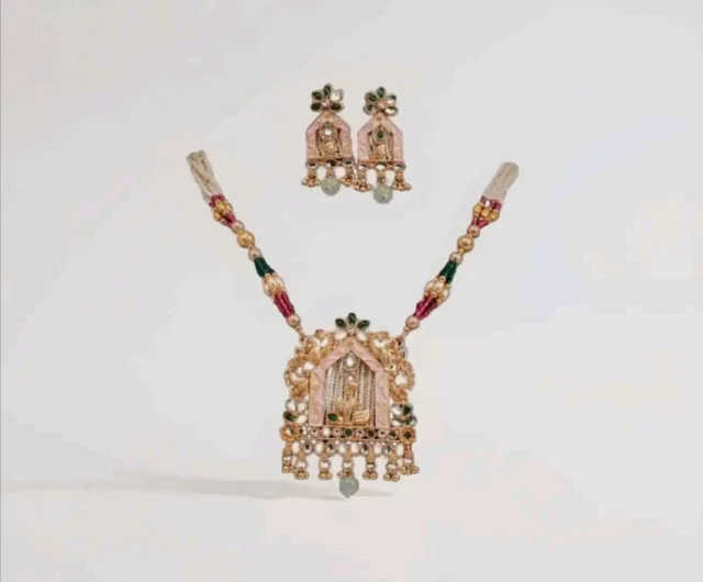 Women’s Elegant Necklace With Matching Earrings Set For Wedding, Festive, Family Function & Special Occasions