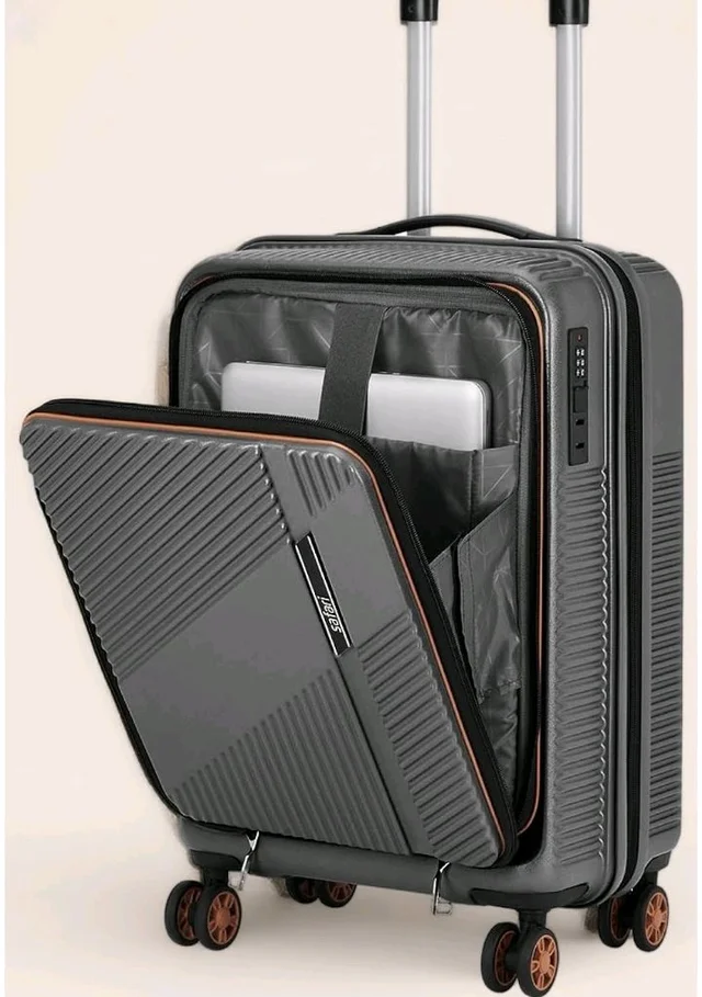 Safari Aeon Cabin Luggage with Laptop Compartment, Gun Metal
Laptop Compartment