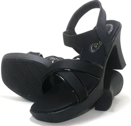 Women's Block Heel Sandals with Crossover Straps, Wine