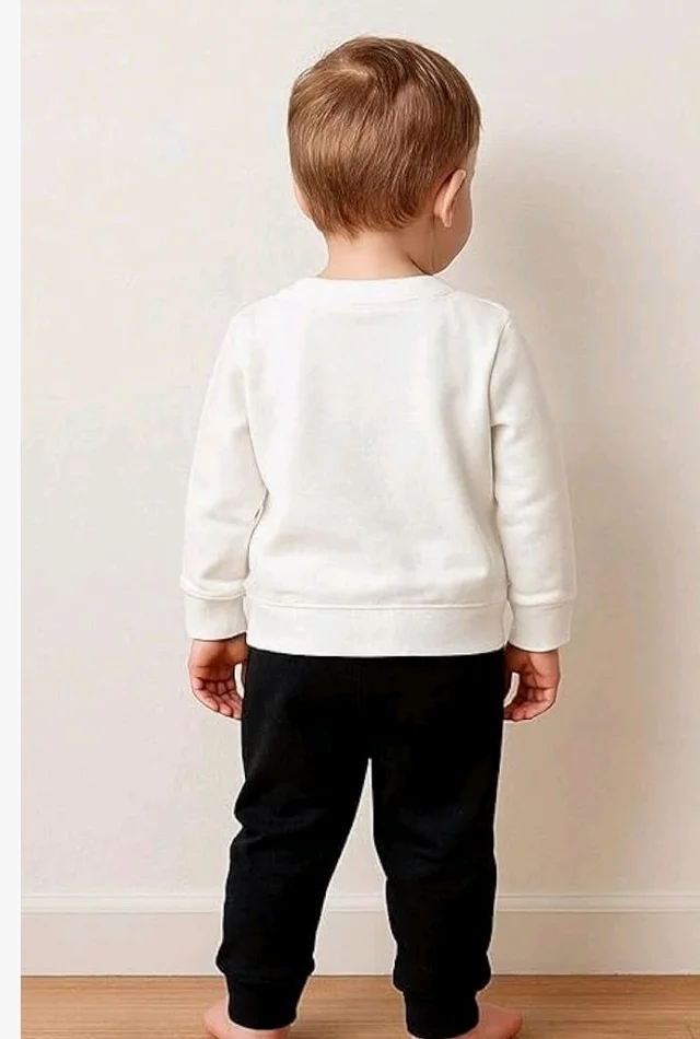 Boys Cotton Clothing Set
Full Sleeve Printed T-Shirt & Pant, Soft Cotton Wear Outfit, Comfortable for Wear
- 4-5 y, White & Black